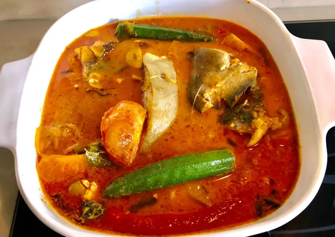 Ikan bawal masak kari